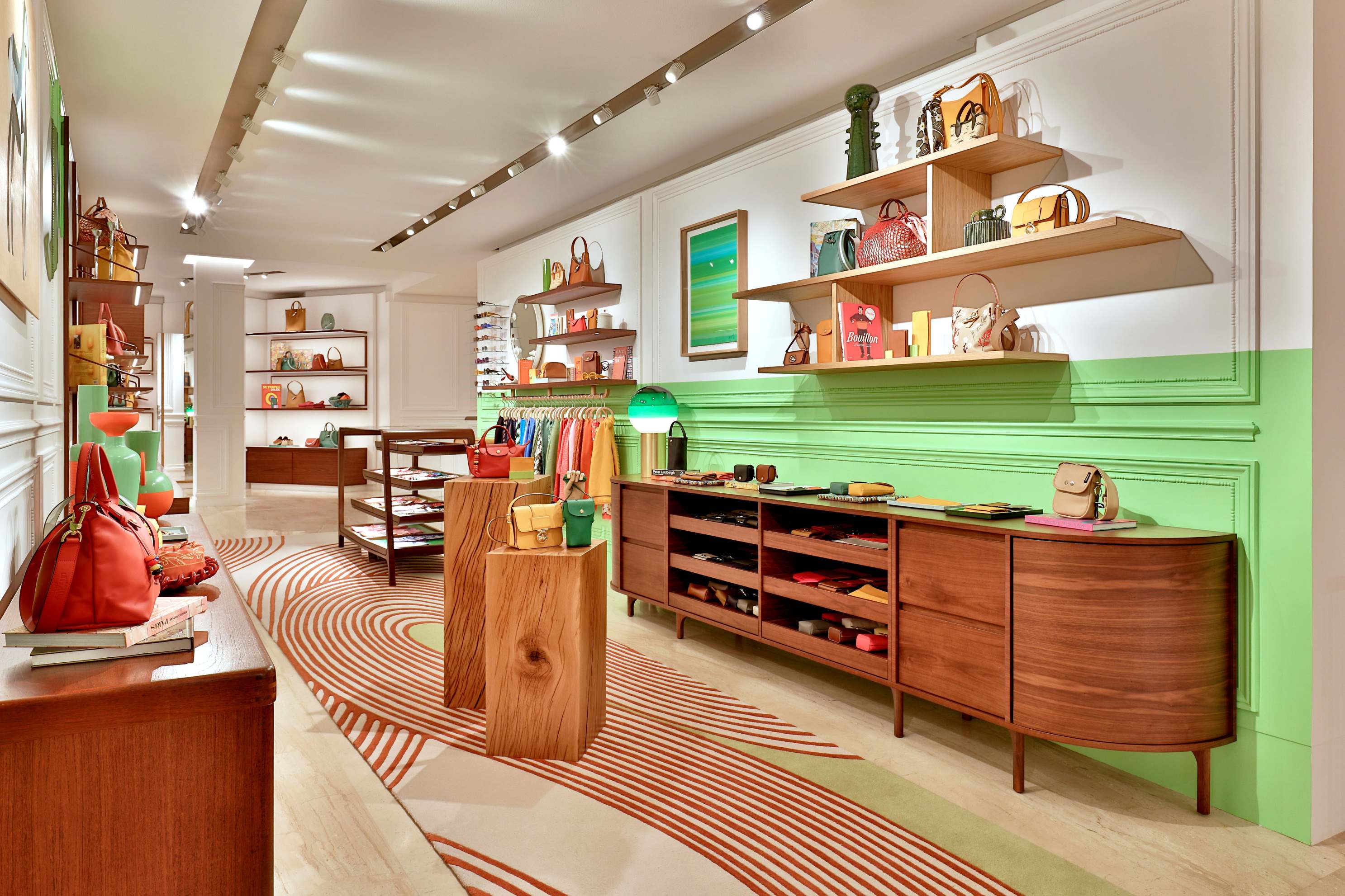 LONGCHAMP「珑骧」正式获得B Corp共益企业认证