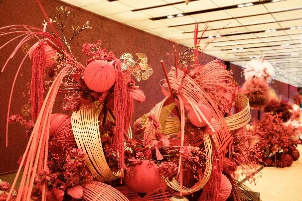 白日烟花 春意盎然
上海芮欧百货邀您一同传承新春福韵，共启马年新章