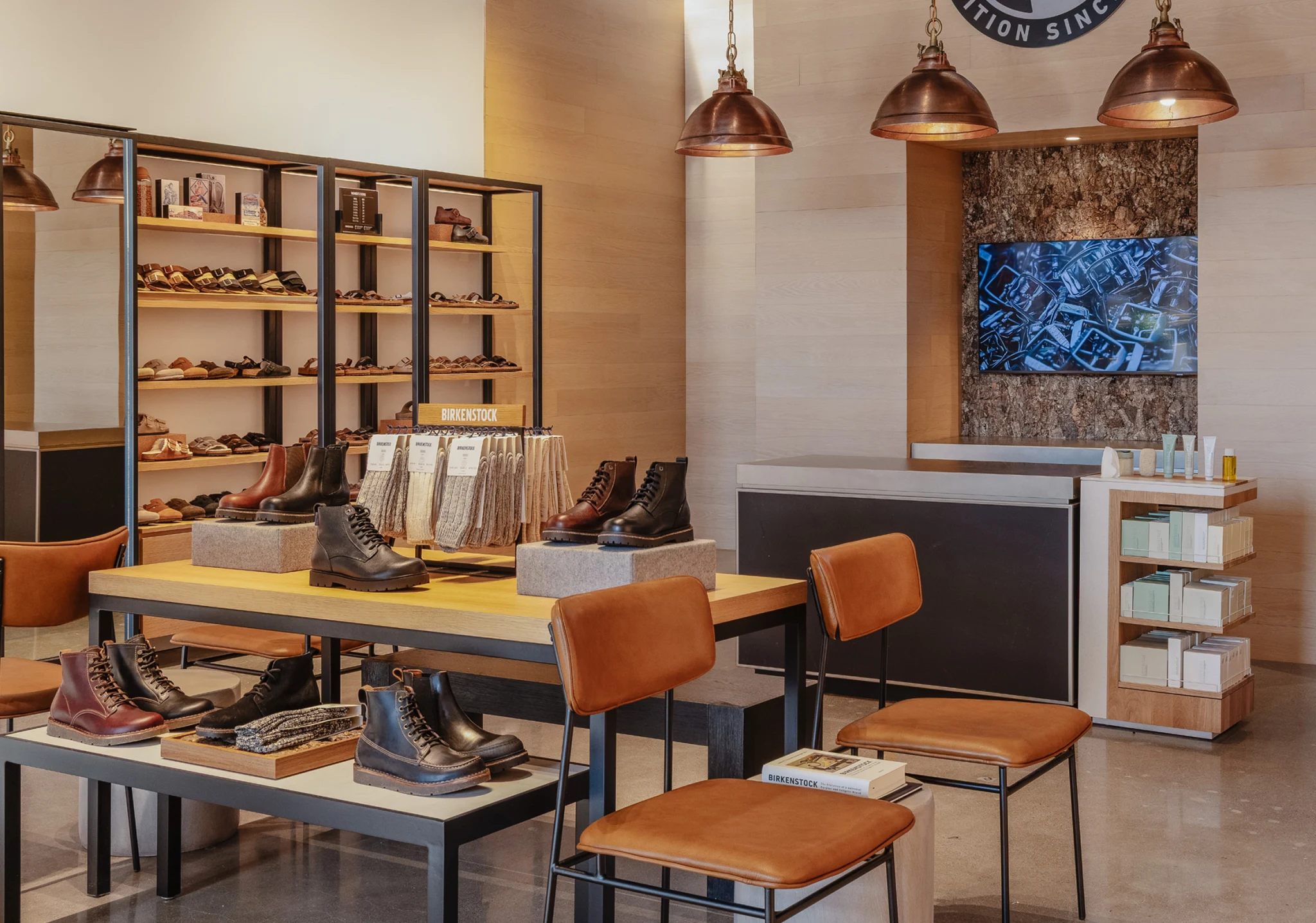 Birkenstock 继续拓展美国零售业务，在波士顿地区开设第二家门店