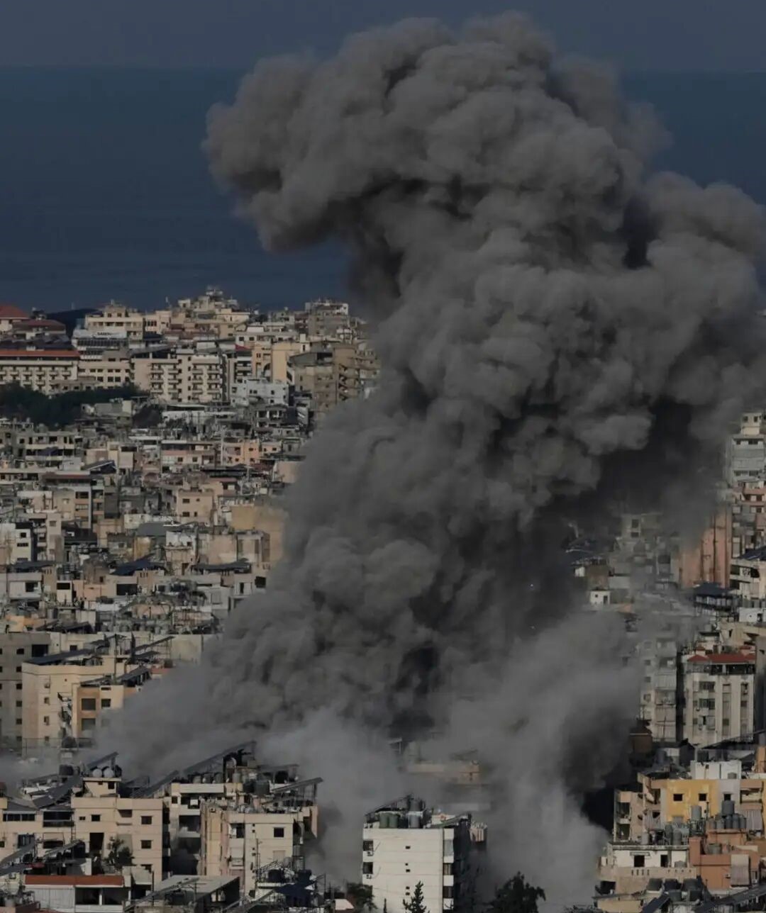 迪拜遇袭背后——如何面对一个日益非理性的世界，时尚将被置于何种位置？